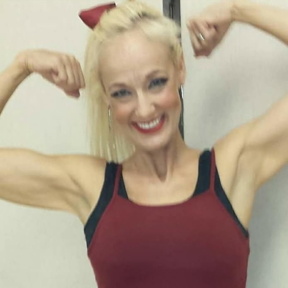 Meet your Posher, Tanya - Picture 3 of 8